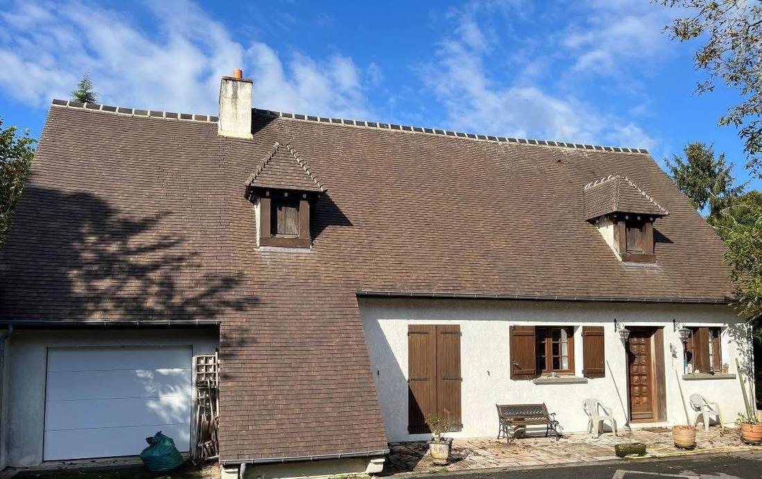 Toiture de pavillon après nettoyage
